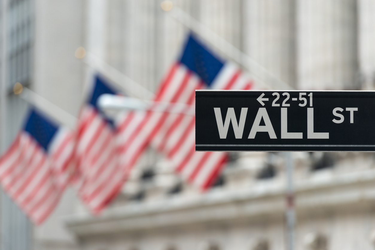 iStock-644696650_Wall Street.jpg